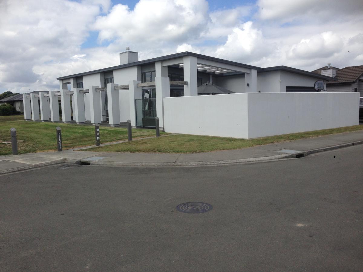 Accommodation In Frimley Hastings Eksteriør bilde